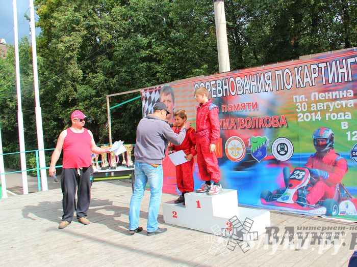 ​Великолучанин Николай Маркевич стал серебряным призером чемпионата г. Великие Луки по картингу (фото)