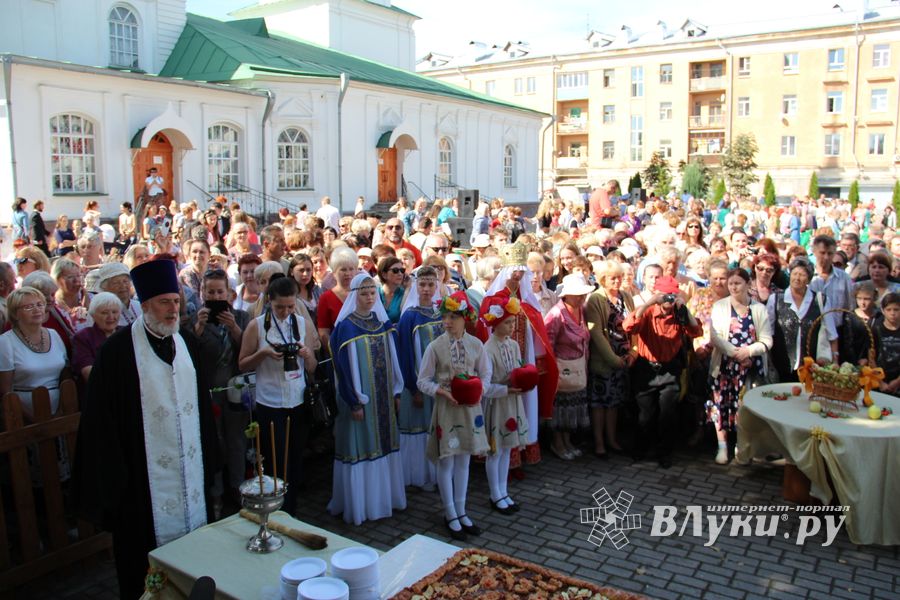 Празднование 850-летия  началось в храмах Великих Лук (ФОТО)
