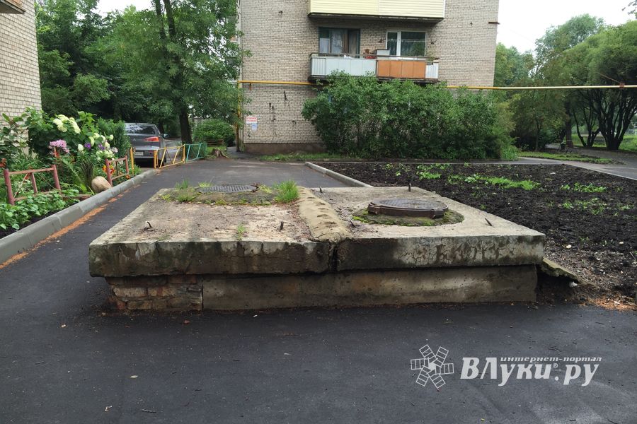 Сквер у автовокзала в Великих Луках обновился (ФОТО)