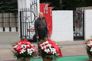 В Великих Луках проходит День памяти и скорби (ФОТО)