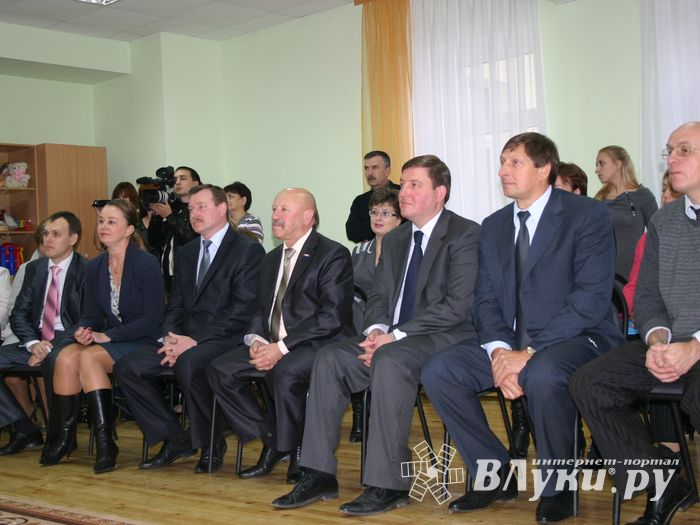 Губернатор области принял участие в торжественной церемонии открытия нового детского сада (ФОТО)