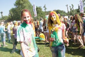 Яркие эмоции «ColorFest» в Великих Луках (ФОТО)