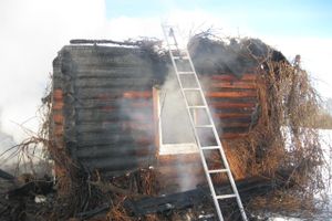 Неправильная эксплуатация печного отопления стало причиной двух пожаров (фото)