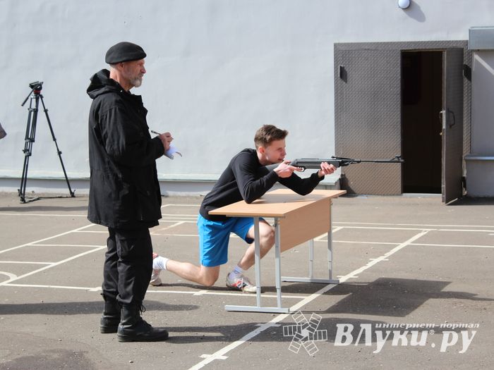 В Великих Луках спасали «заложников» (ФОТО)