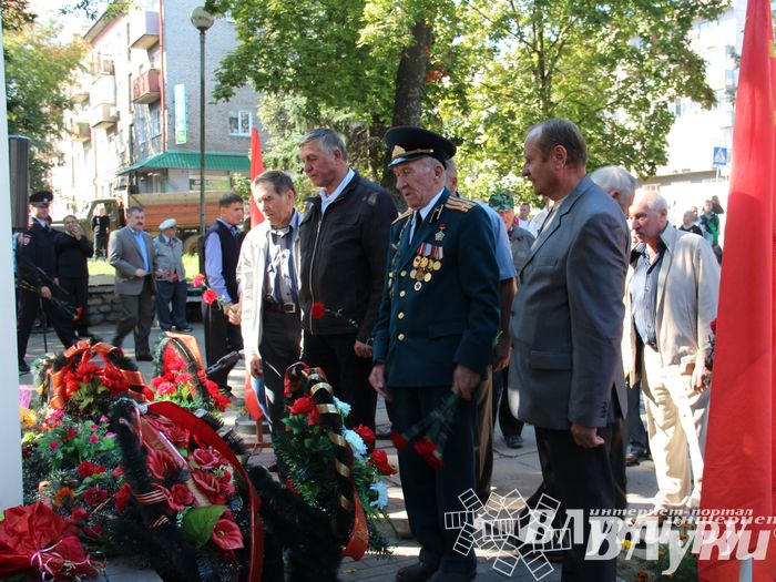 В Великих Луках воинов-интернационалистов наградили медалями