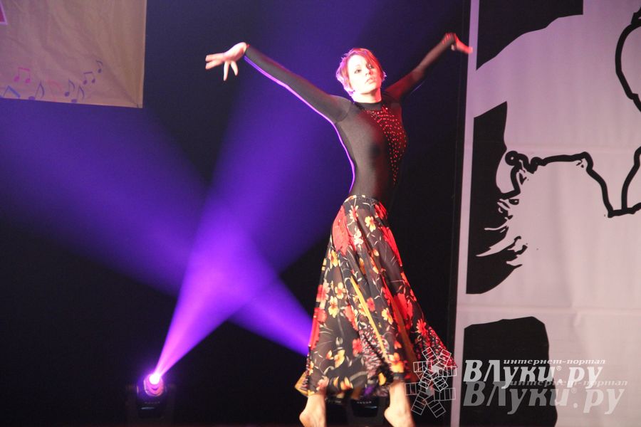 Великолучанка примет участие во всероссийской «Студенческой весне-2015» во Владивостоке