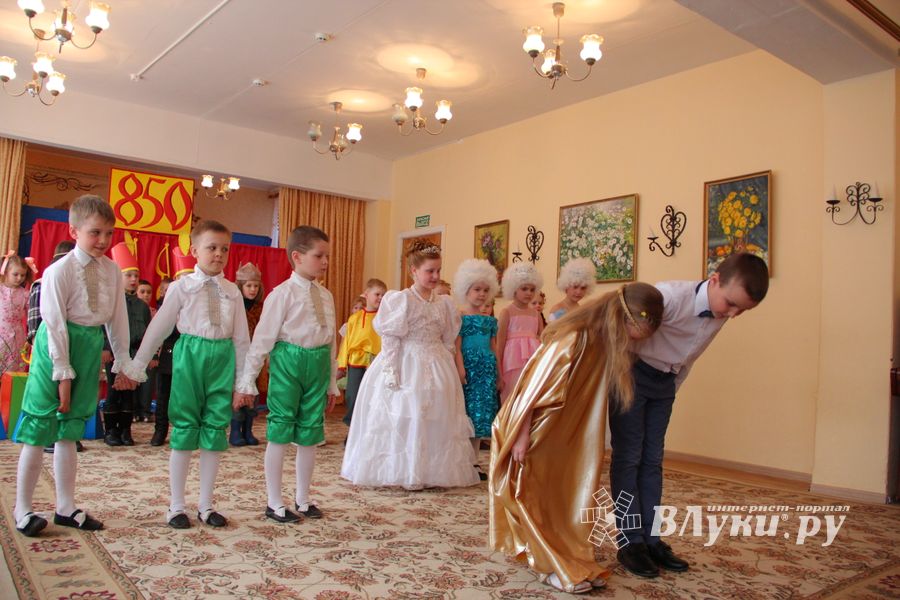 В Великих Луках наградили победителей фестиваля «Великолукская веснянка» (фото)