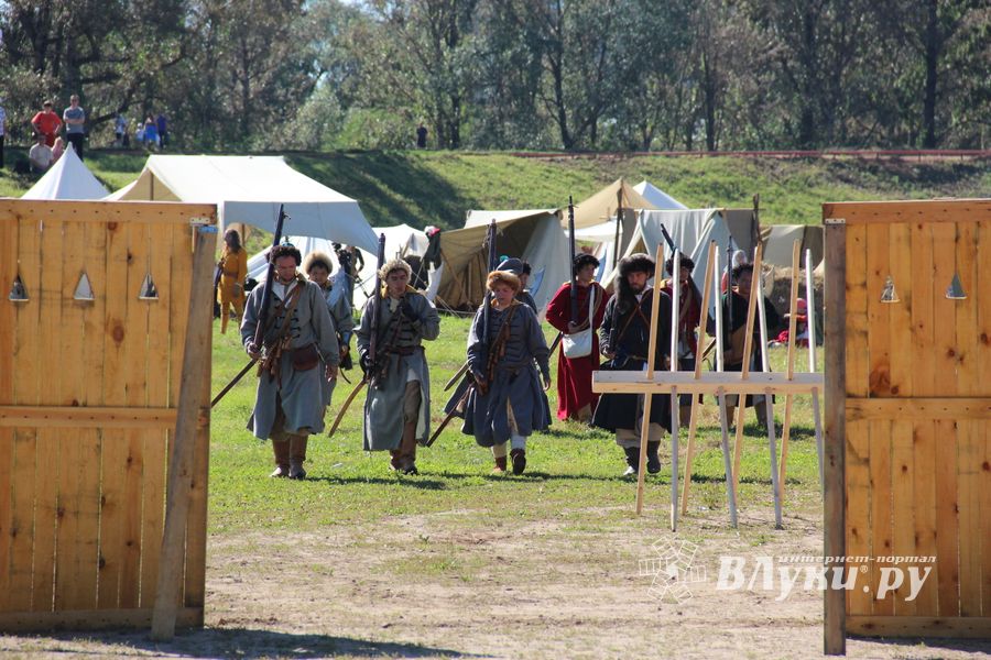 Великолукская Крепость соединила прошлое и настоящее (ФОТО)