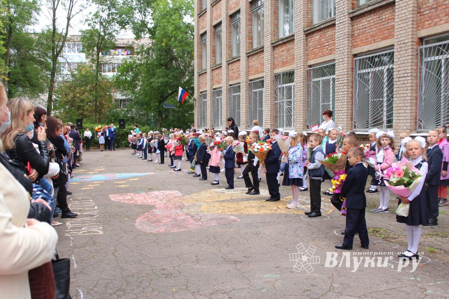 Без родителей и только для избранных (ФОТО)