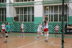 Женская команда «Спартак» стала обладателем Кубка города по волейболу (фото)