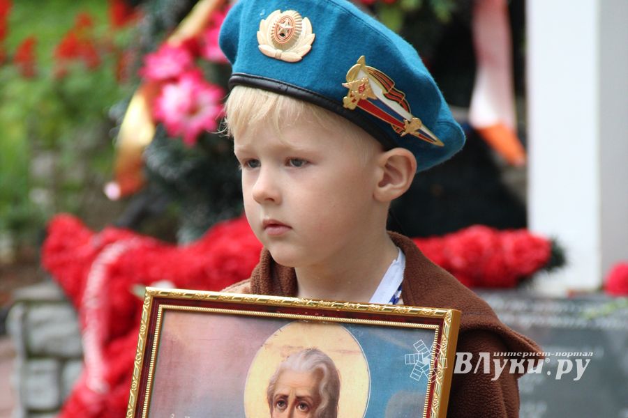В Великих Луках начались мероприятия, посвященные Дню ВДВ (ФОТО)
