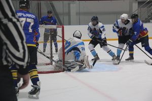 ХК «ЛукиСпорт» уступил «Барсам» (ФОТО)
