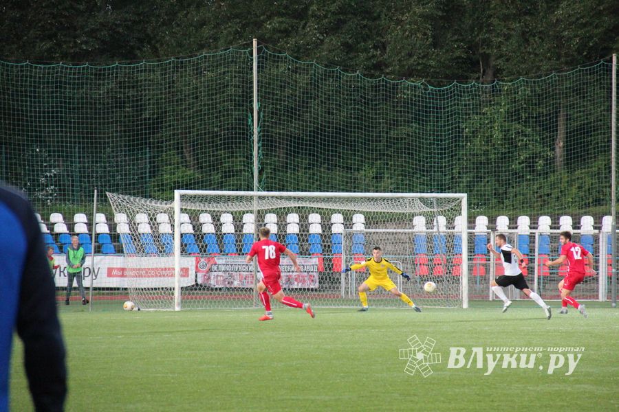 «Луки-Энергия» сыграла вничью в матче 4-го тура (ФОТО)