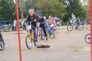 В Великих Луках прошёл Велопарад (ФОТО)