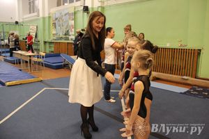 В Великих Луках состоялось Первенство по командной гимнастике (фото)