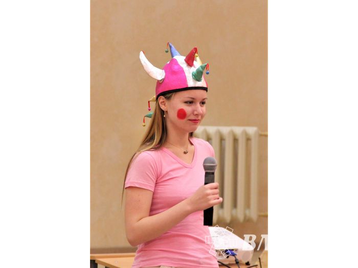 Зачем самых младших учеников 13-й школы испачкали мелом (ФОТО)