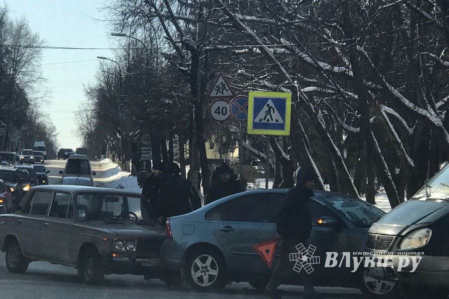 ДТП в центре Великих Лук (ФОТО)