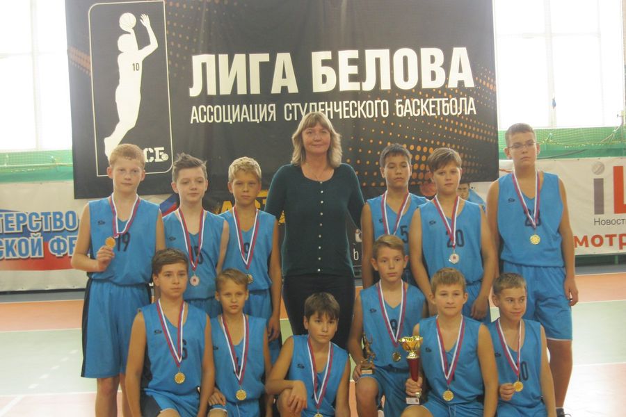 Великолучане стали призерами на Первенстве области по баскетболу (ФОТО)