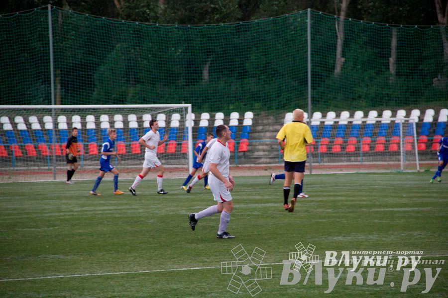 Футбольный матч «Экспресс-2» — «КПРФ»