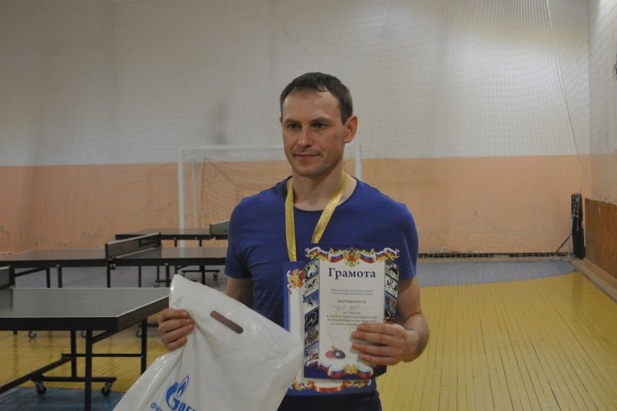 Великолучане привезли награды с турнира по натольному теннису (ФОТО)