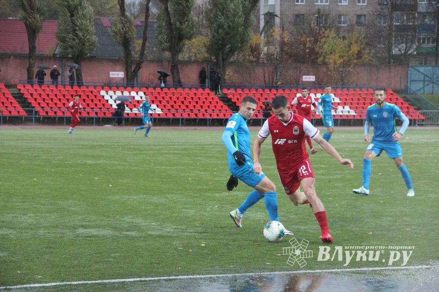 «Луки-Энергия» не смогла сдержать напор «Локомотива» (ФОТО)