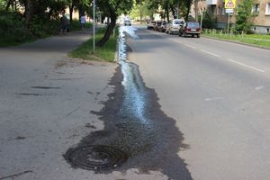 Проживающим на улице Энгельса великолучанам советуют запастись водой (ФОТО)