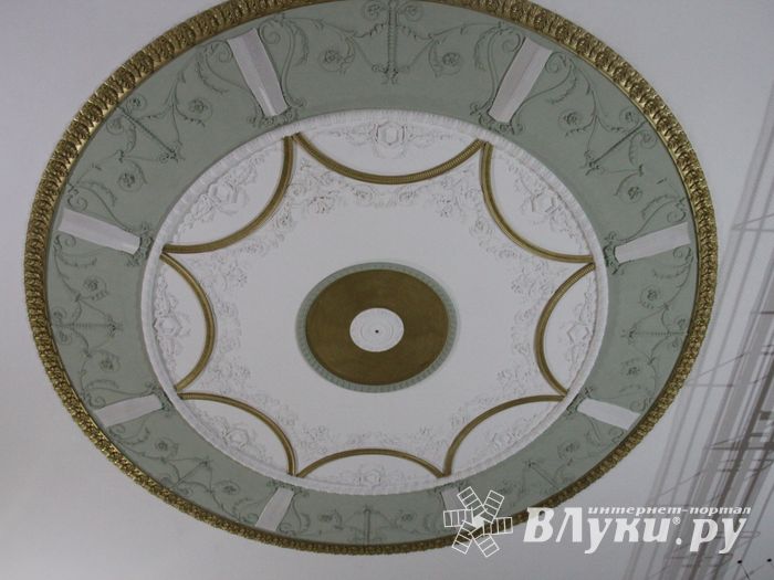 Андрей Турчак в Драмтеатре Великих Лук: Не превращать малый зал в банкетный! (ФОТО)