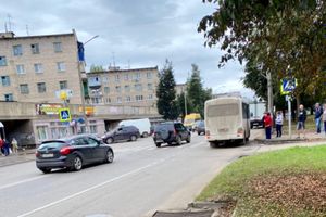 В Великих Луках грузовик врезался в маршрутку (ФОТО)