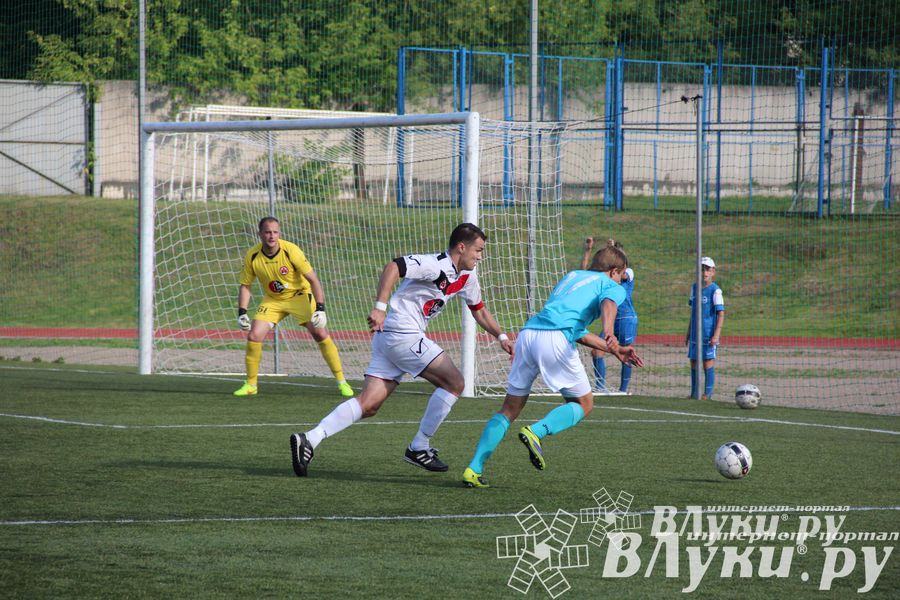 В Великих Луках состоялся матч «Луки-Энергия» — «Звезда» (Санкт-Петербург)
