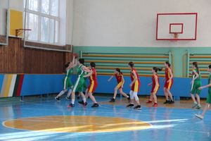 Великолучанки завоевали золото на открытом турнире по баскетболу (ФОТО)