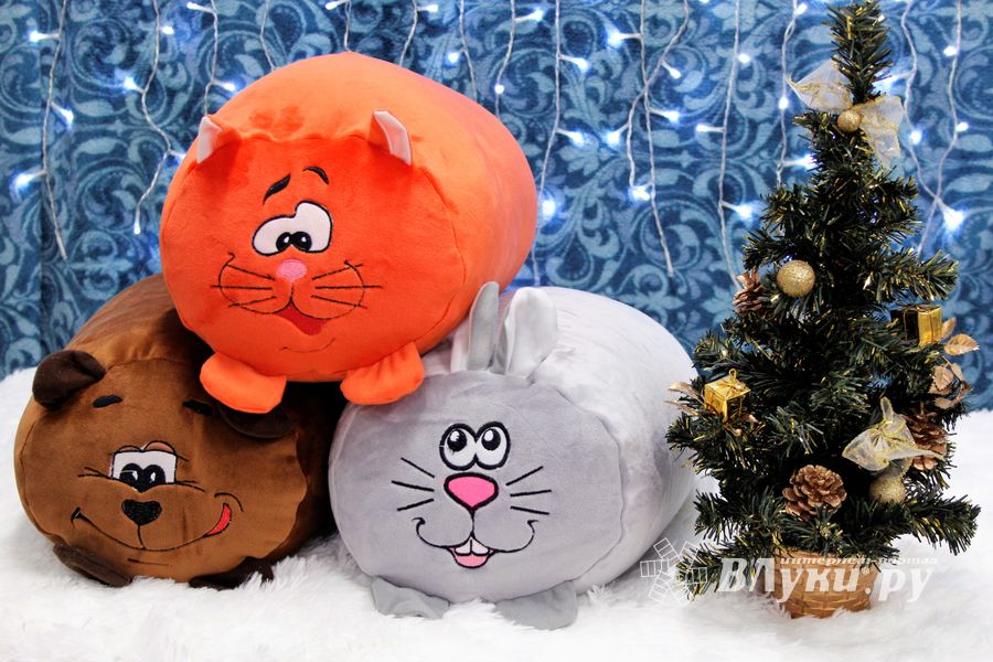 Пора покупать тёплые и яркие новогодние подарки (ФОТО)