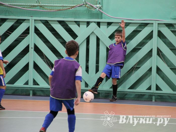 Новогодний футбол