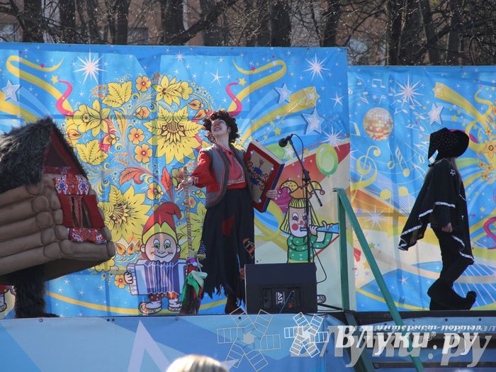 Традиционная весенняя ярмарка прошла в Великих Луках