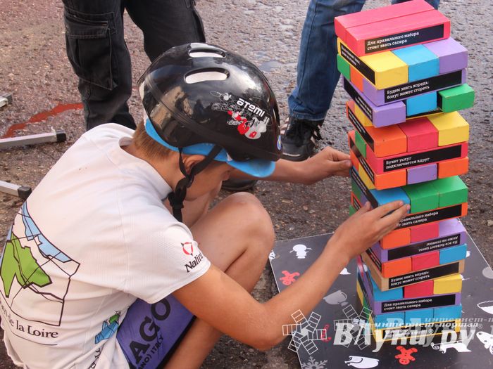 ​Tele2 поздравила великолучан с Днем рождения любимого города (фото)