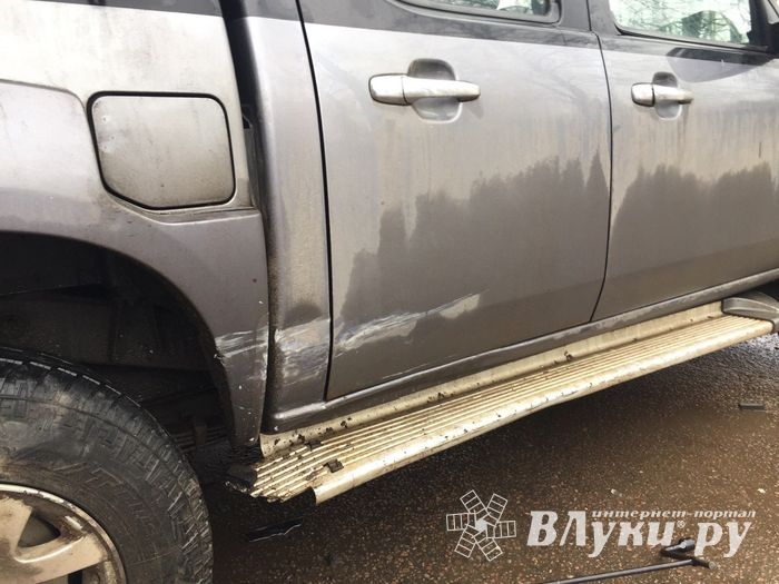 В Великих Луках, на ул. Заслонова, произошло ДТП с тремя автомобилями (ФОТО)