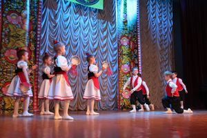 «Великолукская Веснянка»: детские сады 