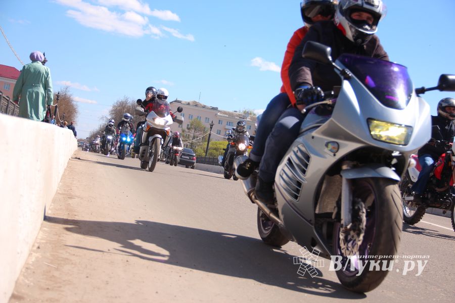 В Великих Луках открыли мотосезон - 2017 (ФОТО)
