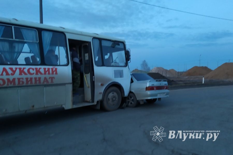 ДТП на развязке Рига-Москва (ФОТО)