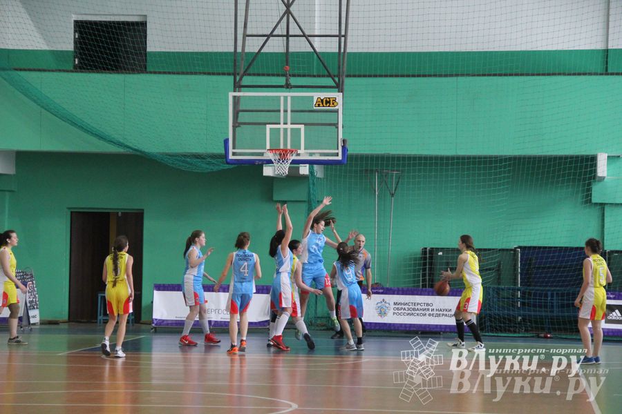 Игра за 3 место СОШ 12, Великие Луки — Гимназия Невель (девушки)