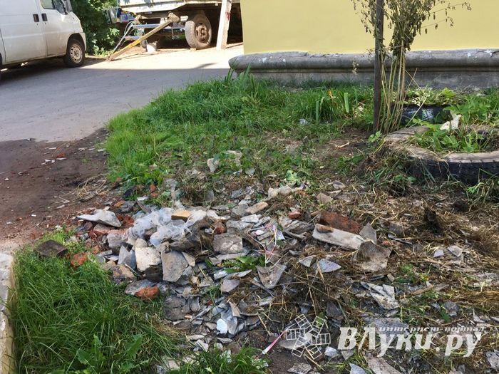 Ремонт прошел, мусор остался (ФОТО)