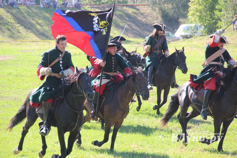 Великолукская Крепость соединила прошлое и настоящее (ФОТО)