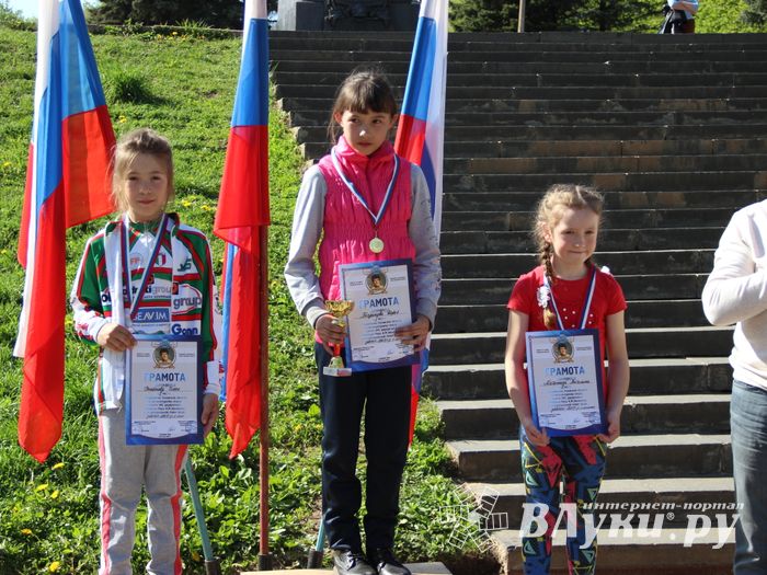 В Великих Луках чествовали лучших велосипедистов (ФОТО)