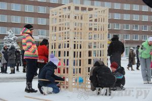 В Великих Луках встретили Масленицу