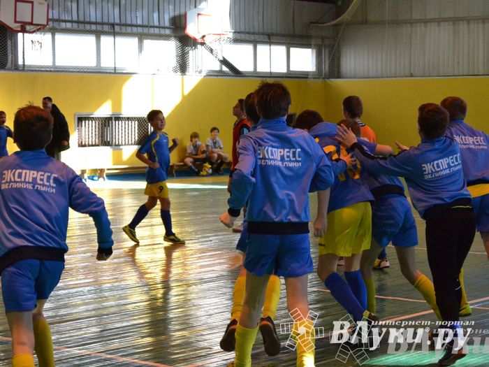 XII Традиционный Международный открытый турнир по мини-футболу среди юношей 2001-2002 г. р.