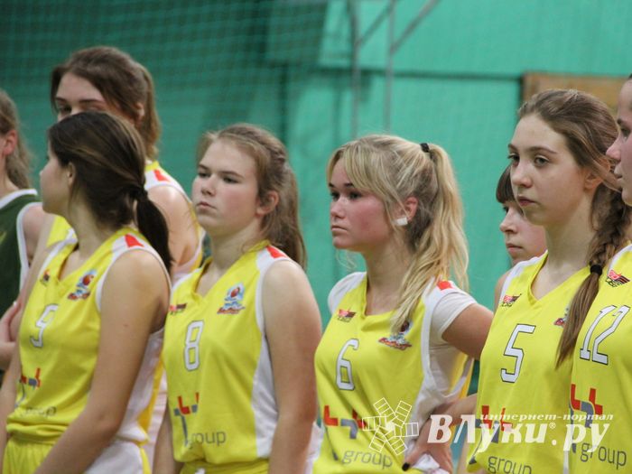 Лицеисты стали абсолютными чемпионами школьной баскетбольной лиги Великих Лук (ФОТО)