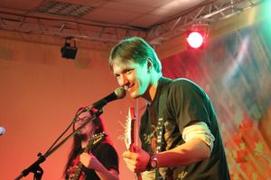 ​Фестиваль живой музыки «Арена фест» прошел в Великих Луках  (фото)