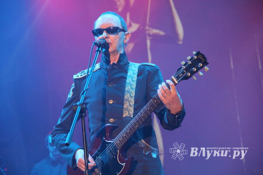 «Пикник» представил великолучанам «Большую игру»