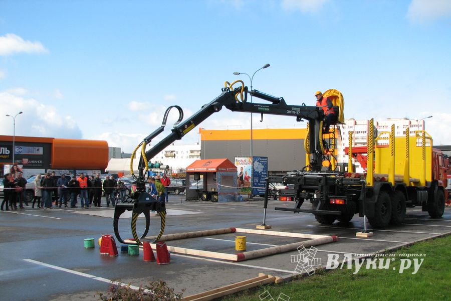 Международный конкурс профессионального мастерства «Лучший оператор гидроманипулятора – 2014»