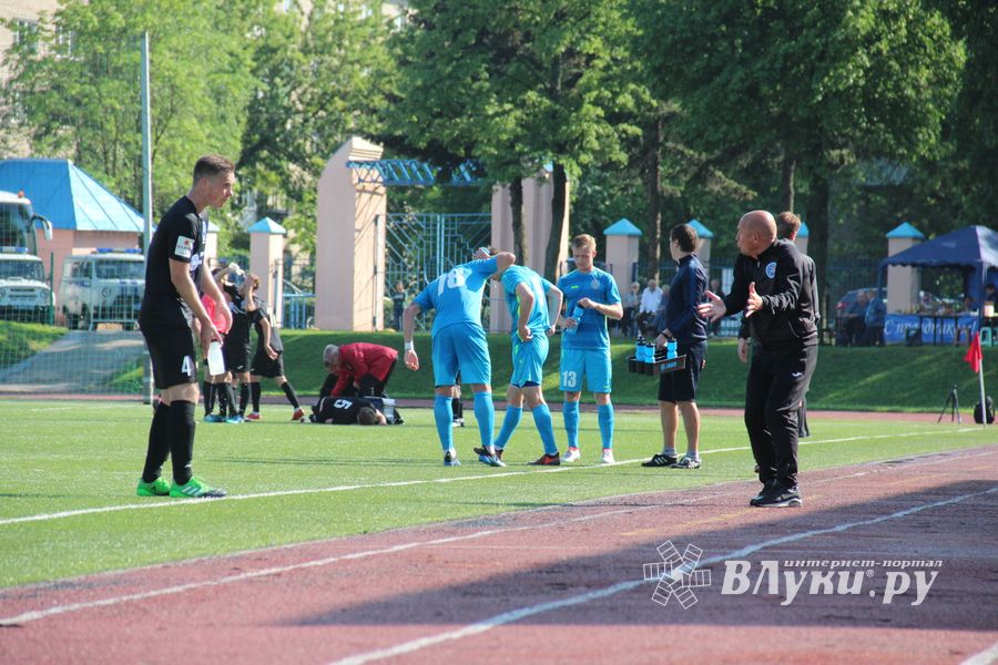 «Луки-Энергия» терпит второе домашнее поражение  (ФОТО)