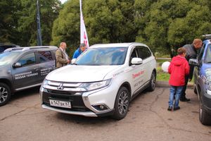 В Великих Луках прошла «Автовыставка 2017» (ФОТО)